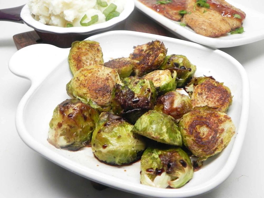 Oven-Roasted Brussels Sprouts with Garlic