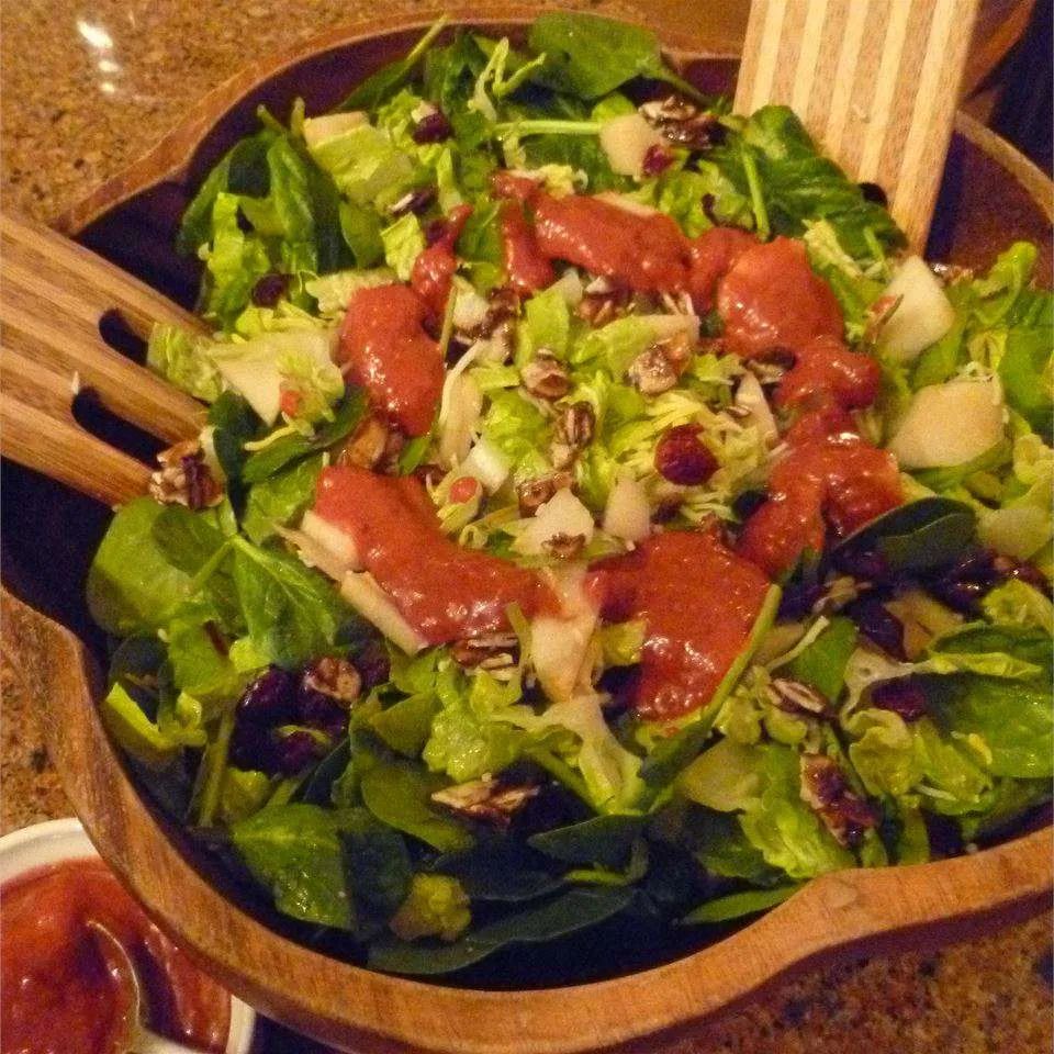 Candied Cashew and Pear Salad