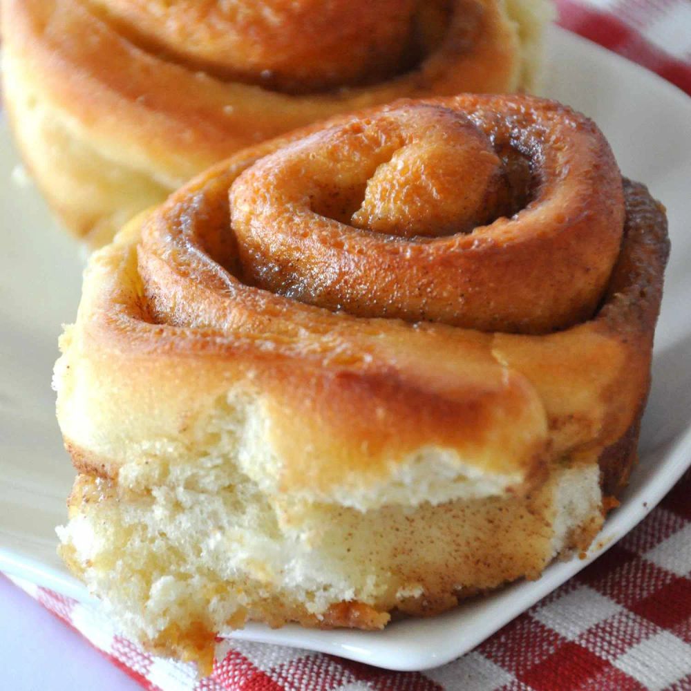 Buttermilk Cinnamon Rolls