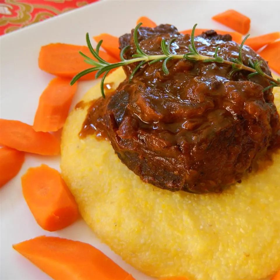 Short Ribs Braised with Mushrooms and Tomatoes