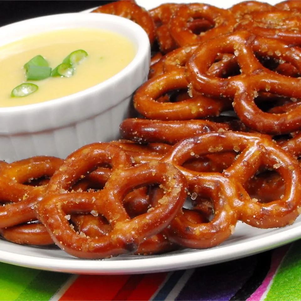 Spicy Party Pretzels