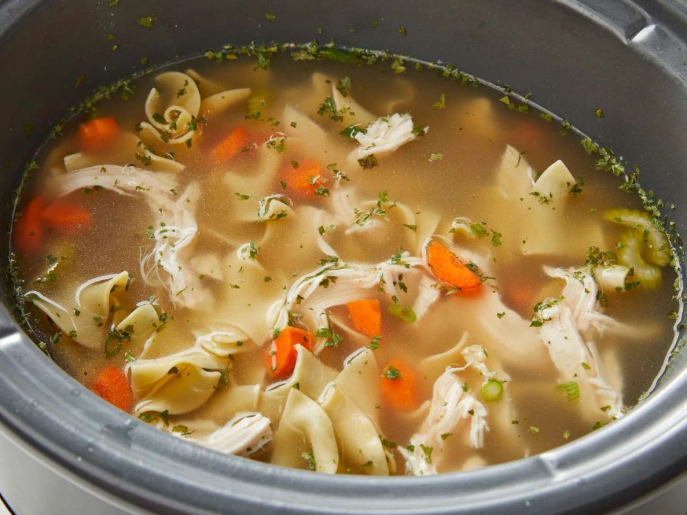 Slow Cooker Chicken Noodle Soup