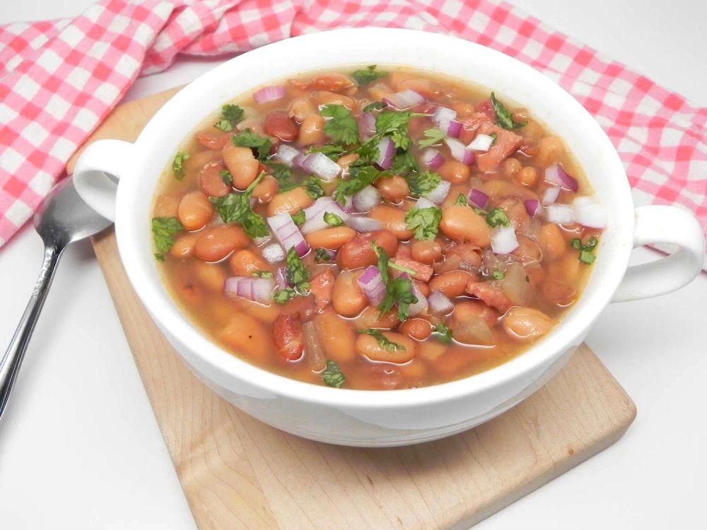 Simple Slow Cooker Pinto Beans and Ham