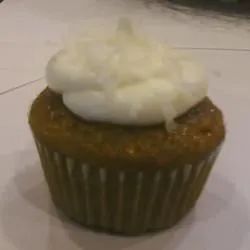 Moist Carrot Cupcakes