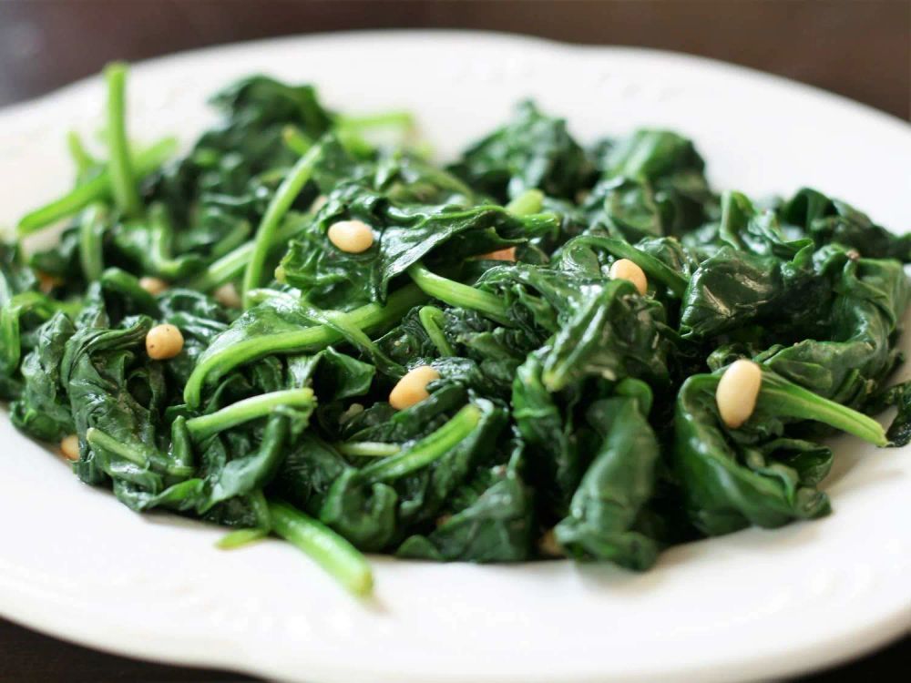 Spinach and Pine Nuts