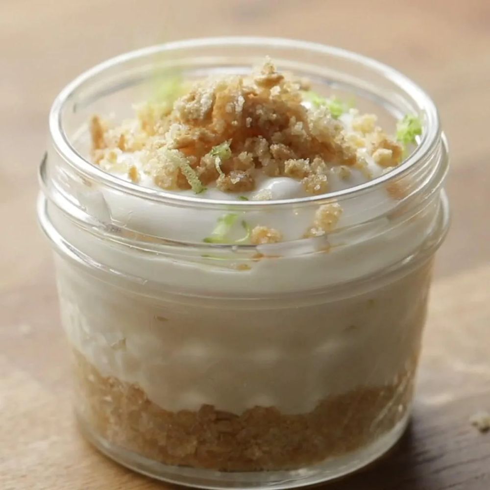 No-Bake Mini Key Lime Pie In A Jar