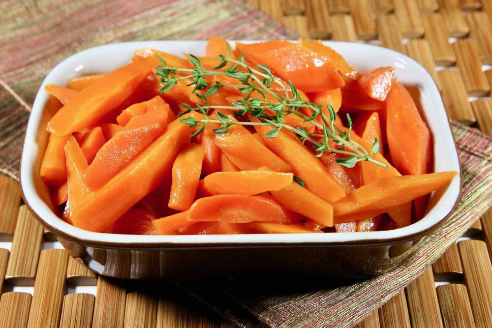 Sous Vide Maple-Glazed Carrots