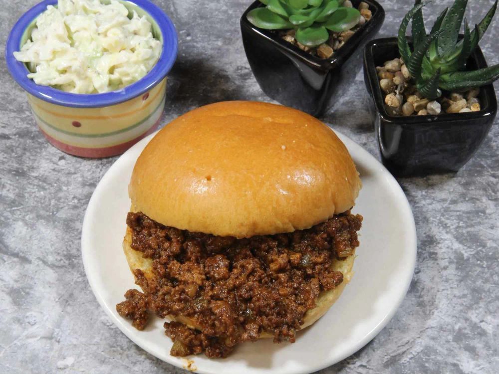 Slow Cooker Ground Beef Barbecue