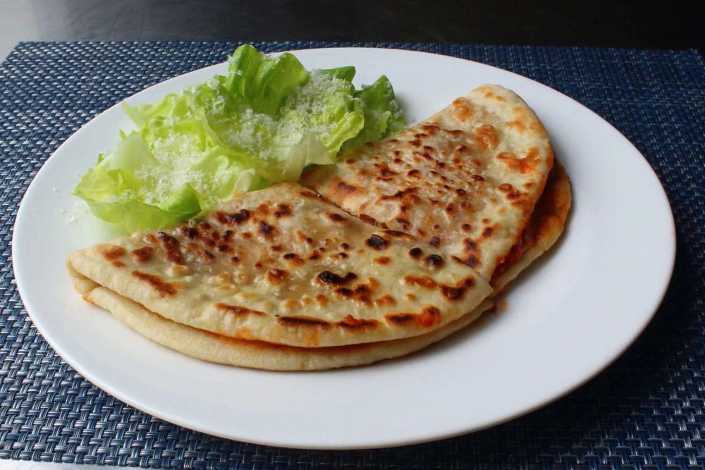 Pizzadilla (Grilled Pizza Sandwich)