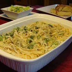 Ricotta Fettuccine Alfredo with Broccoli