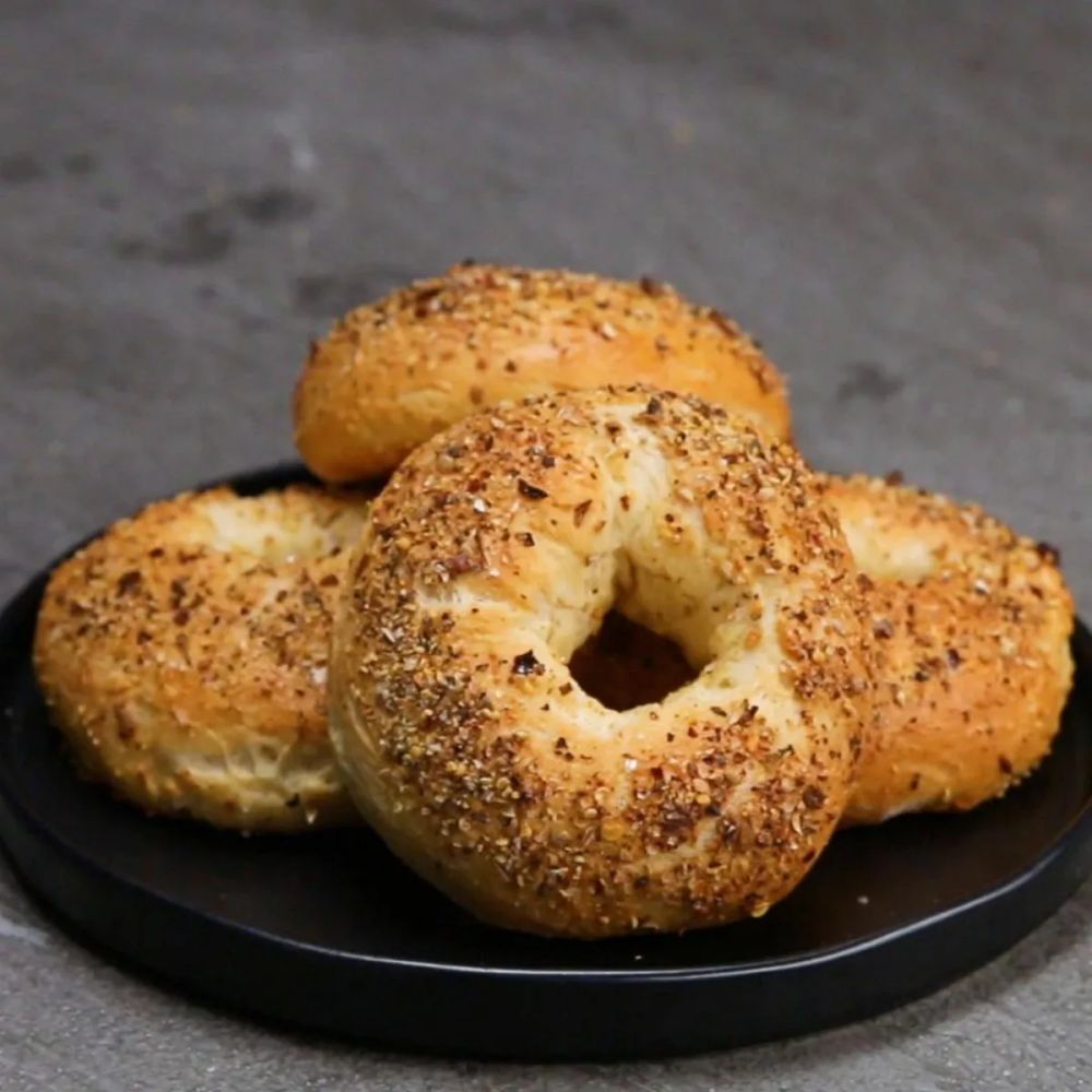 2-Ingredient Dough Bagels