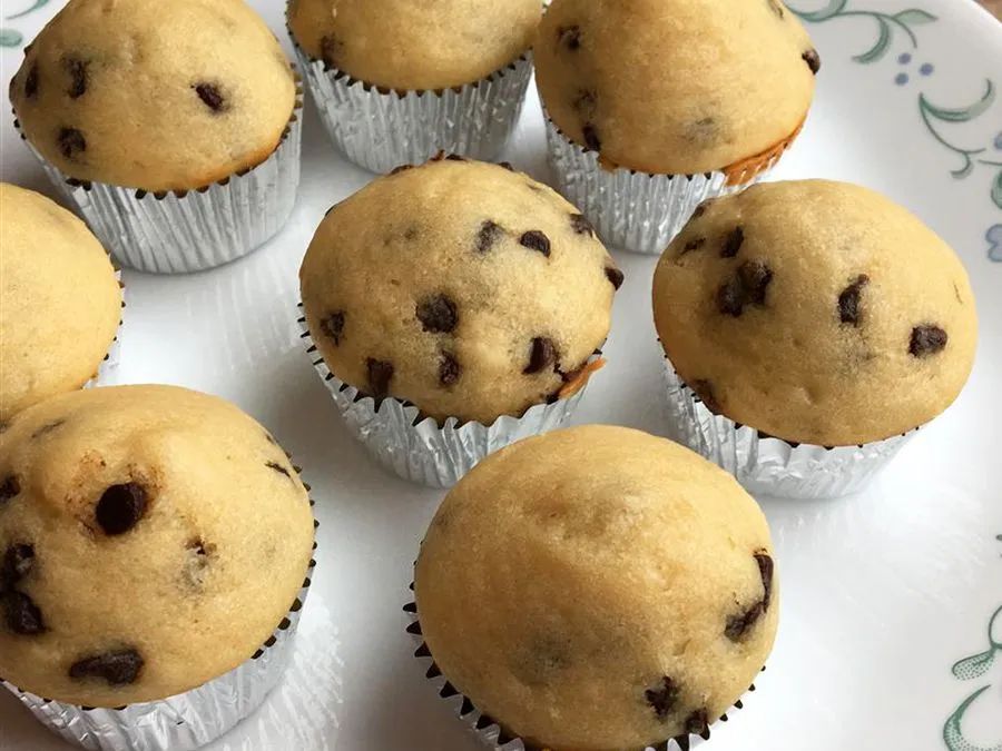 Chocolate Chip Mini Muffins