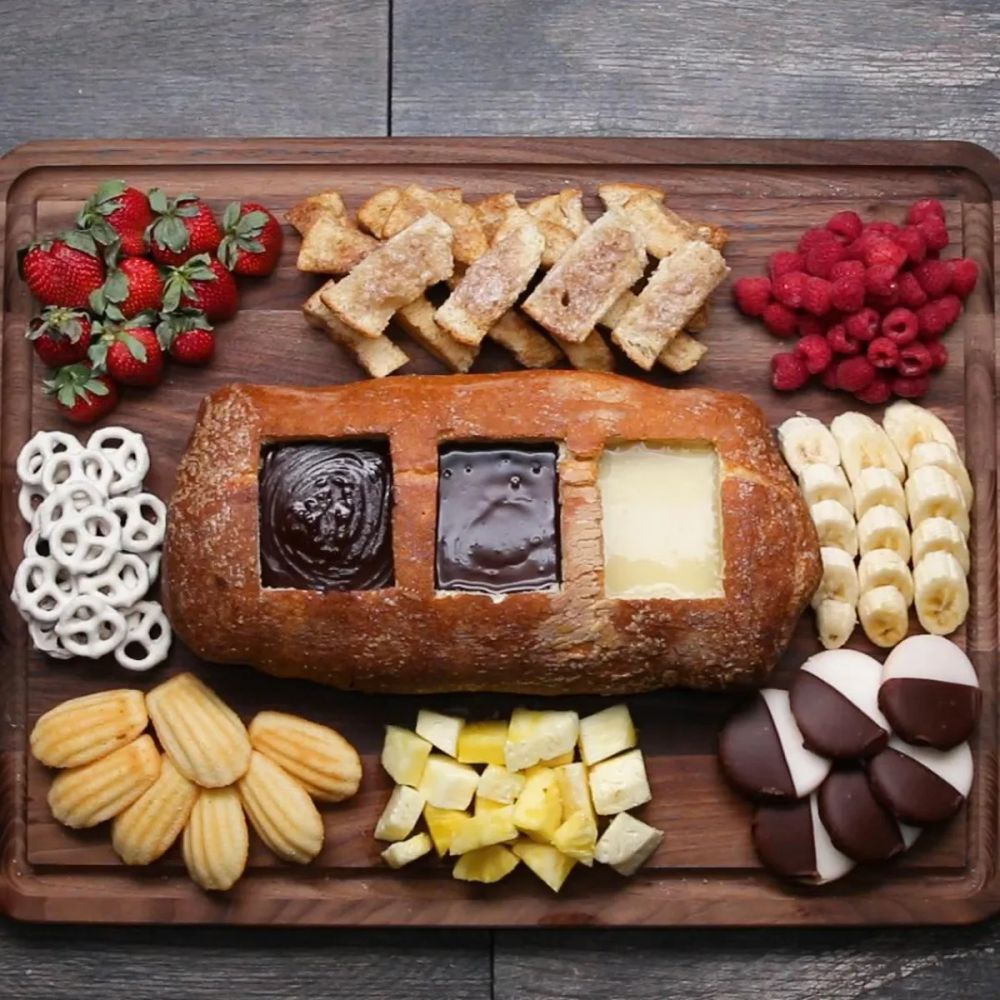 Chocolate Fondue Bread Boat