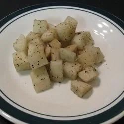 Overnight Chinese Daikon Radish Pickles