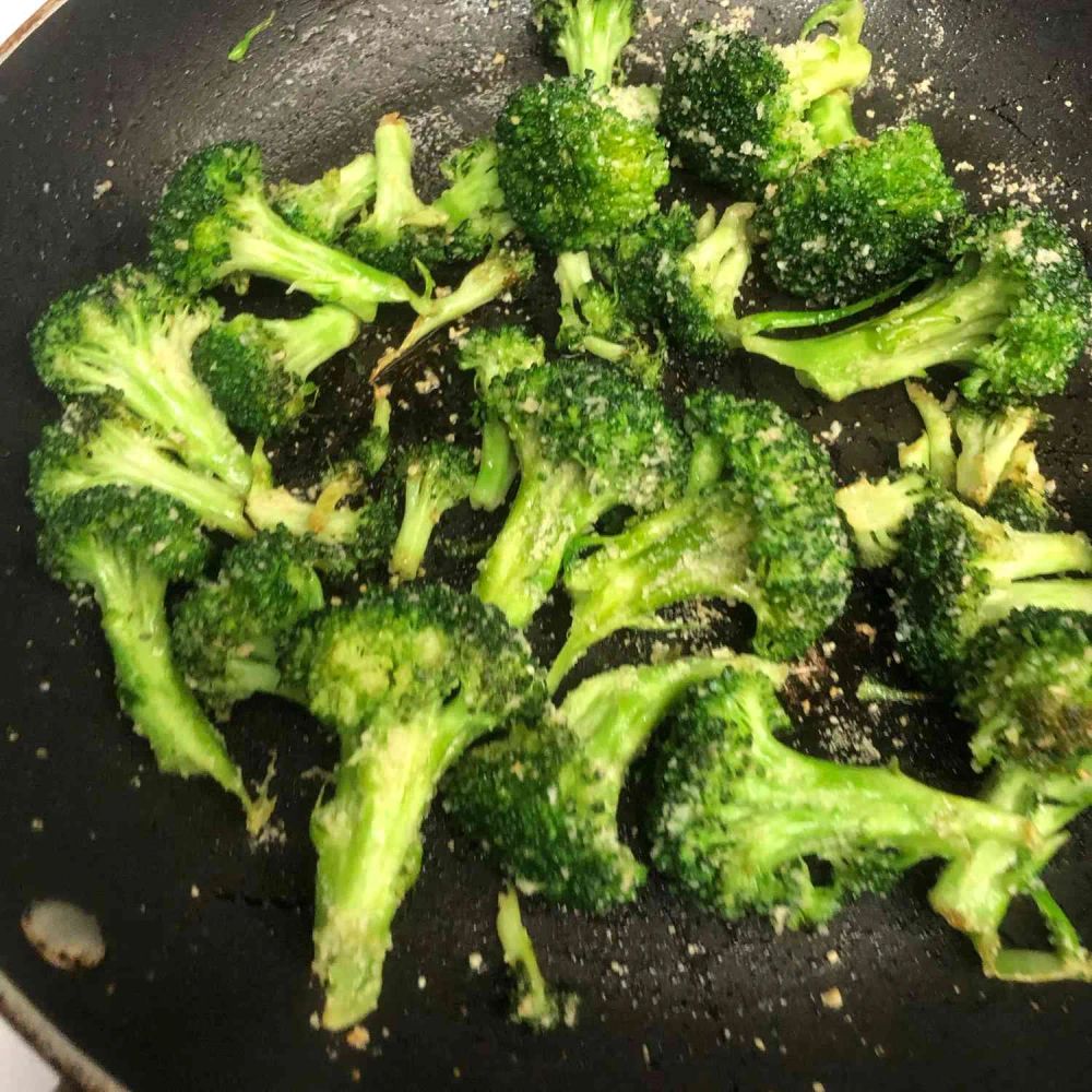 Garlic Roasted Broccoli with Parmesan Cheese