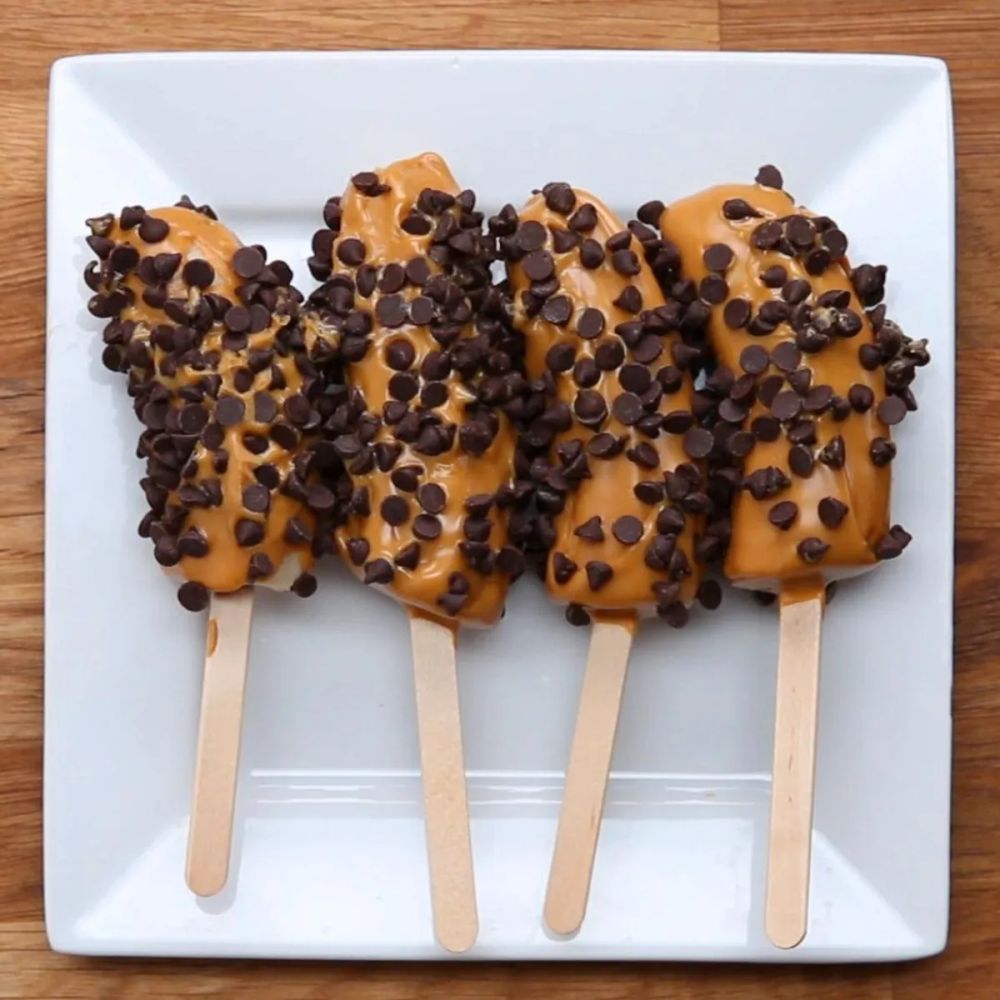 Chocolate Peanut Butter Frozen Banana