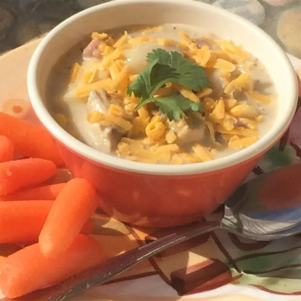 Quick and Easy Chicken and Ham Corn Chowder