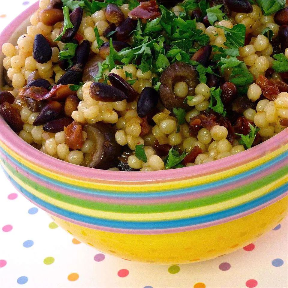 Couscous with Olives and Sun-Dried Tomato