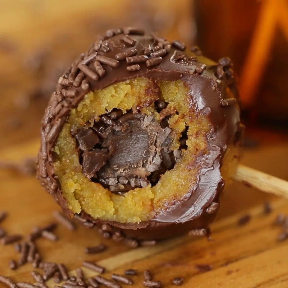 Carrot Cake Cake Pops