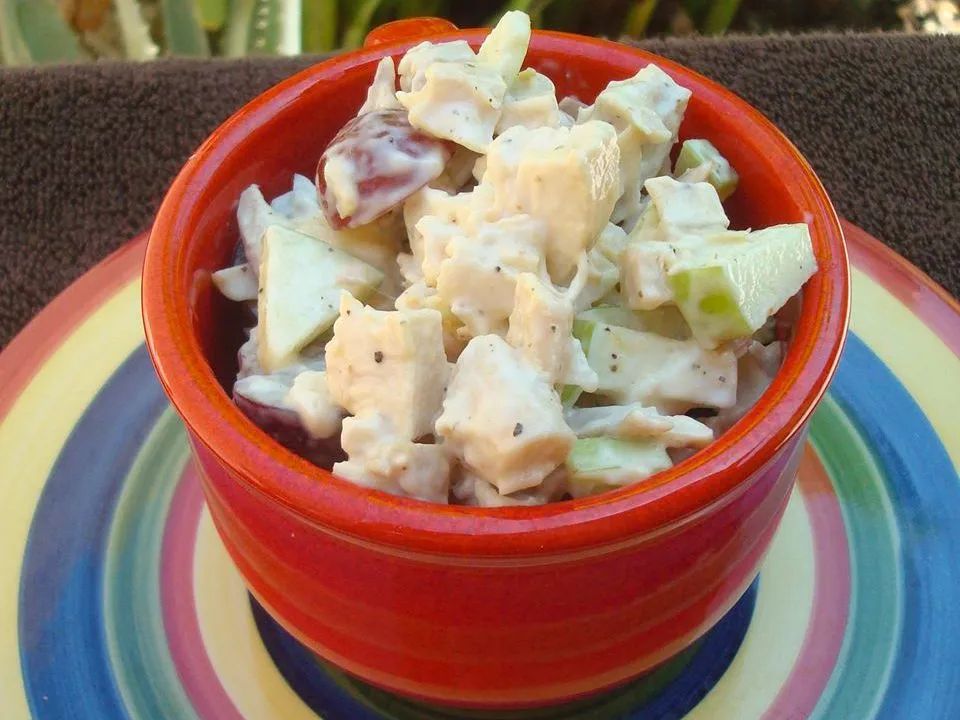 Chicken Salad with Grapes and Apples