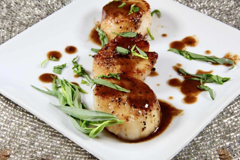 Balsamic-Glazed Sea Scallops