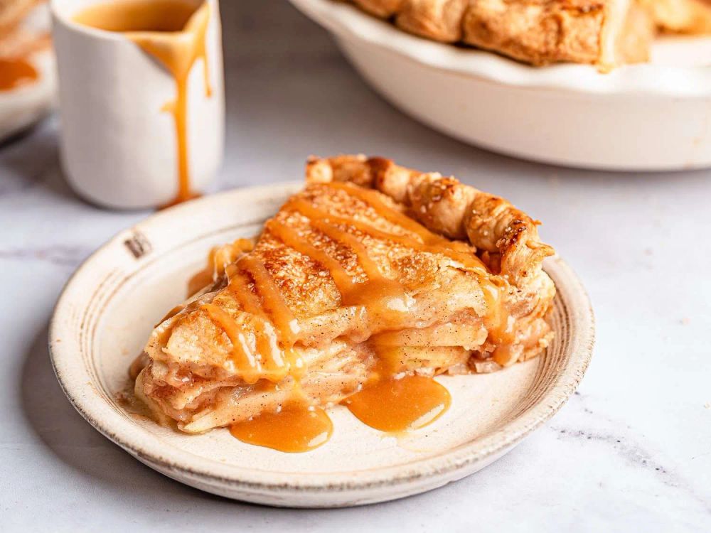 Salted Caramel Apple Pie