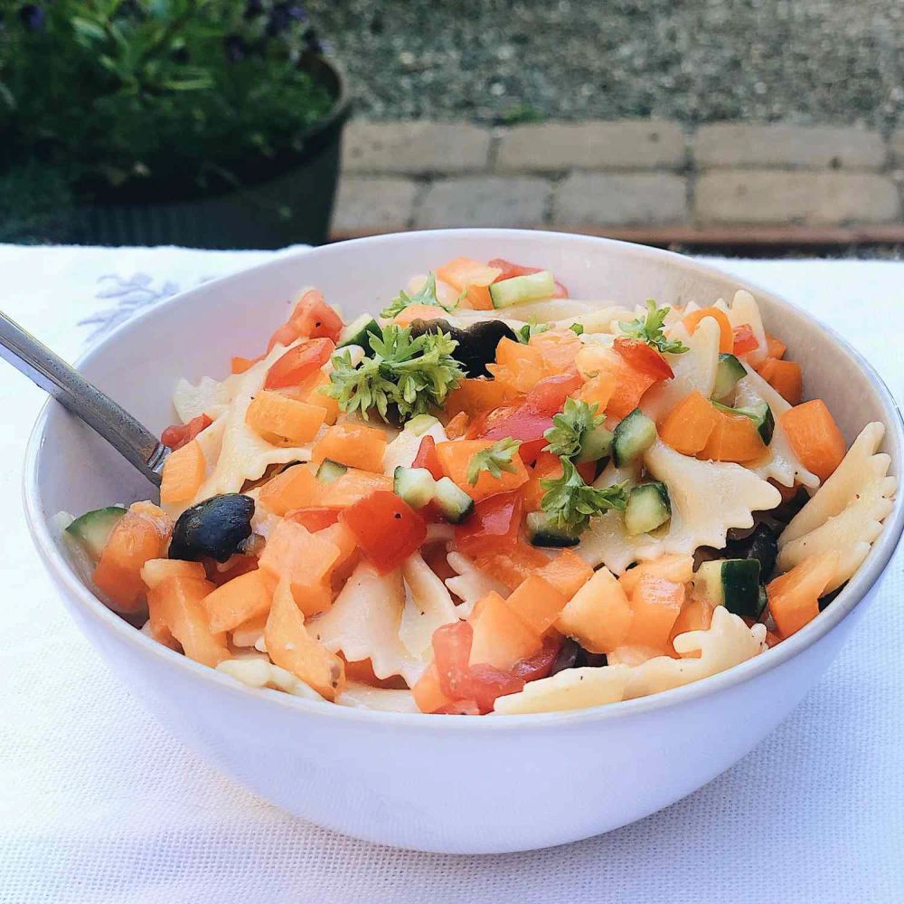 Easy Italian Pasta Salad