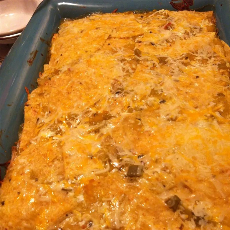 Green Chile Chicken Enchilada Casserole