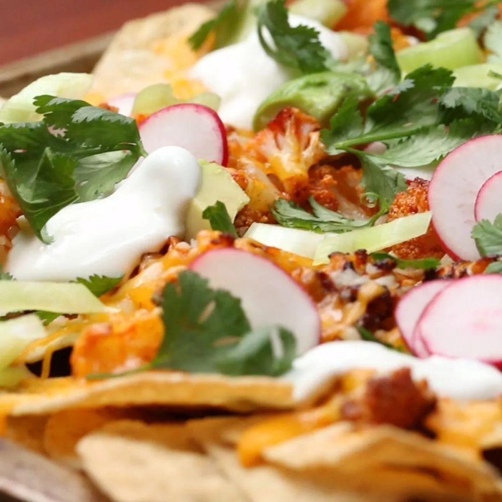 Buffalo Cauliflower Nachos