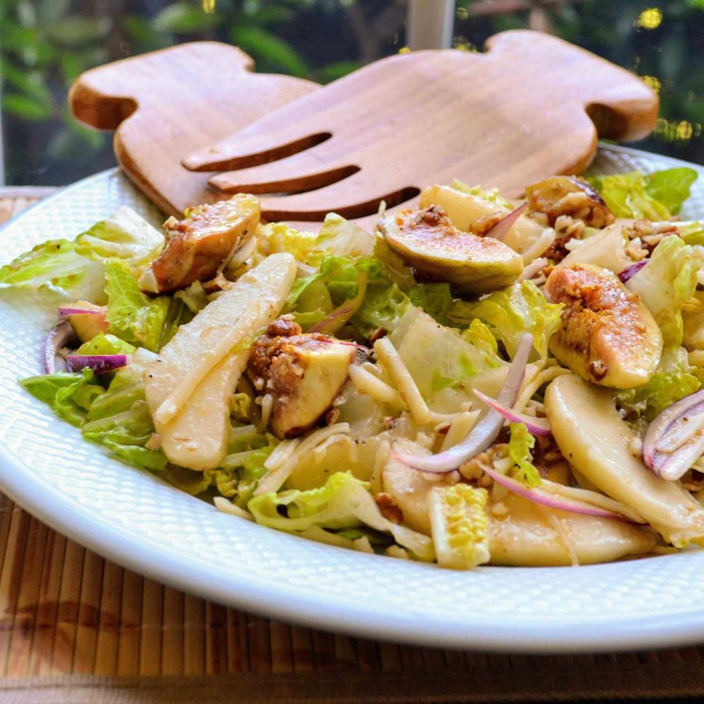 Pear-Fig Salad