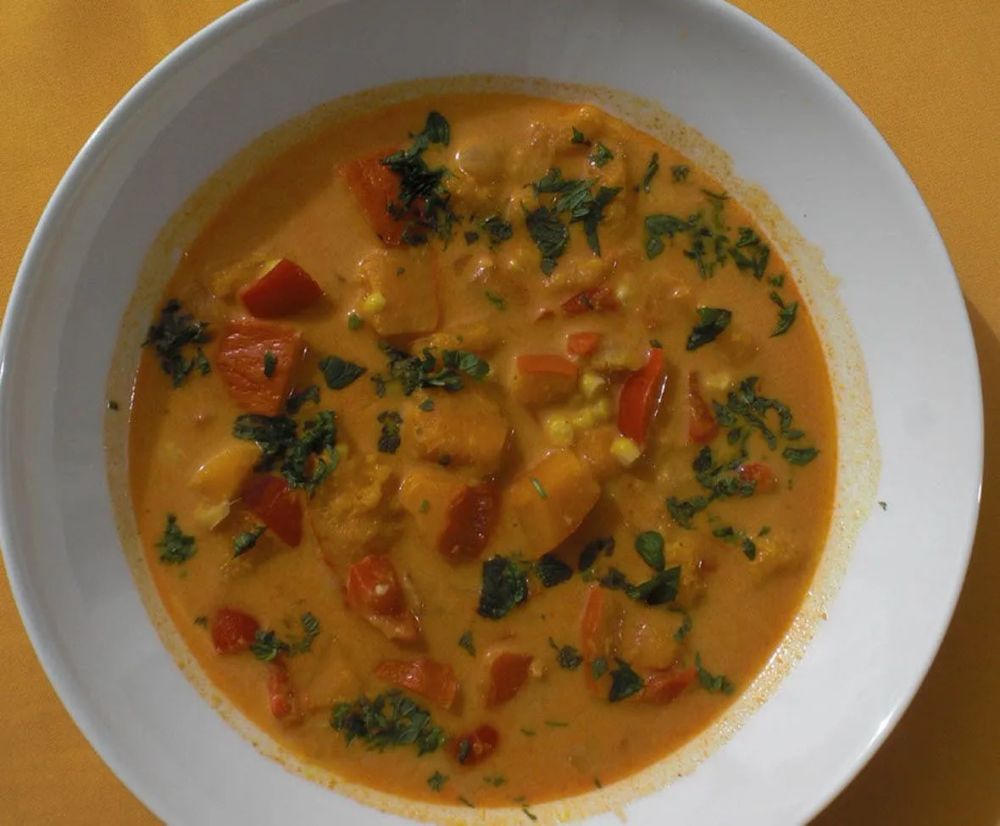 Vegan Pumpkin Soup with Coconut Milk