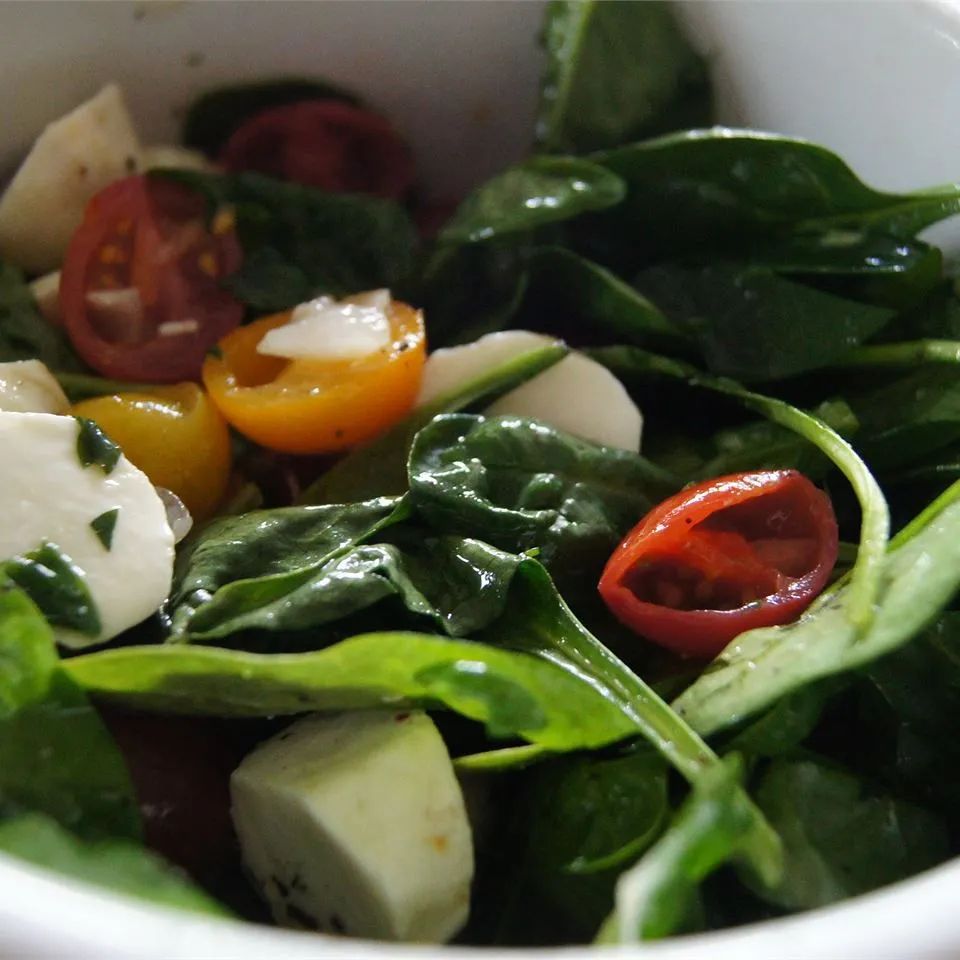 Spinach Caprese Salad