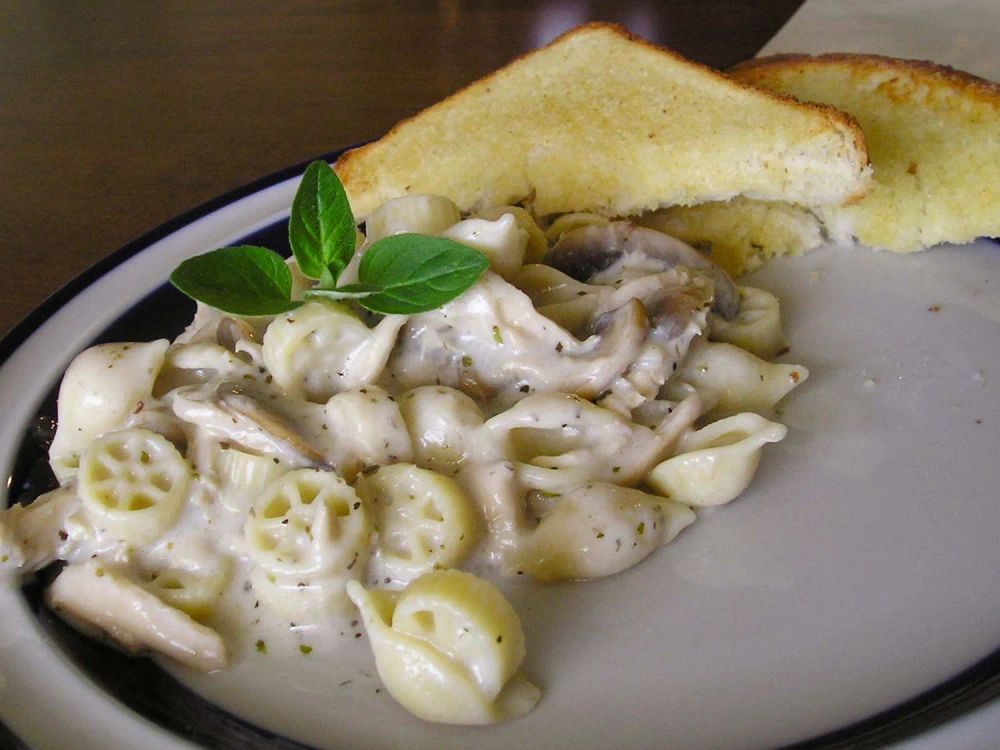 Creamy Mushroom Pasta