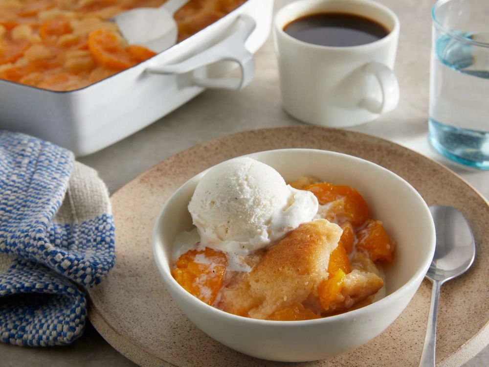 Quick and Easy Peach Cobbler