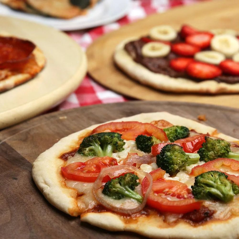 Frozen Personal Pizza Prep