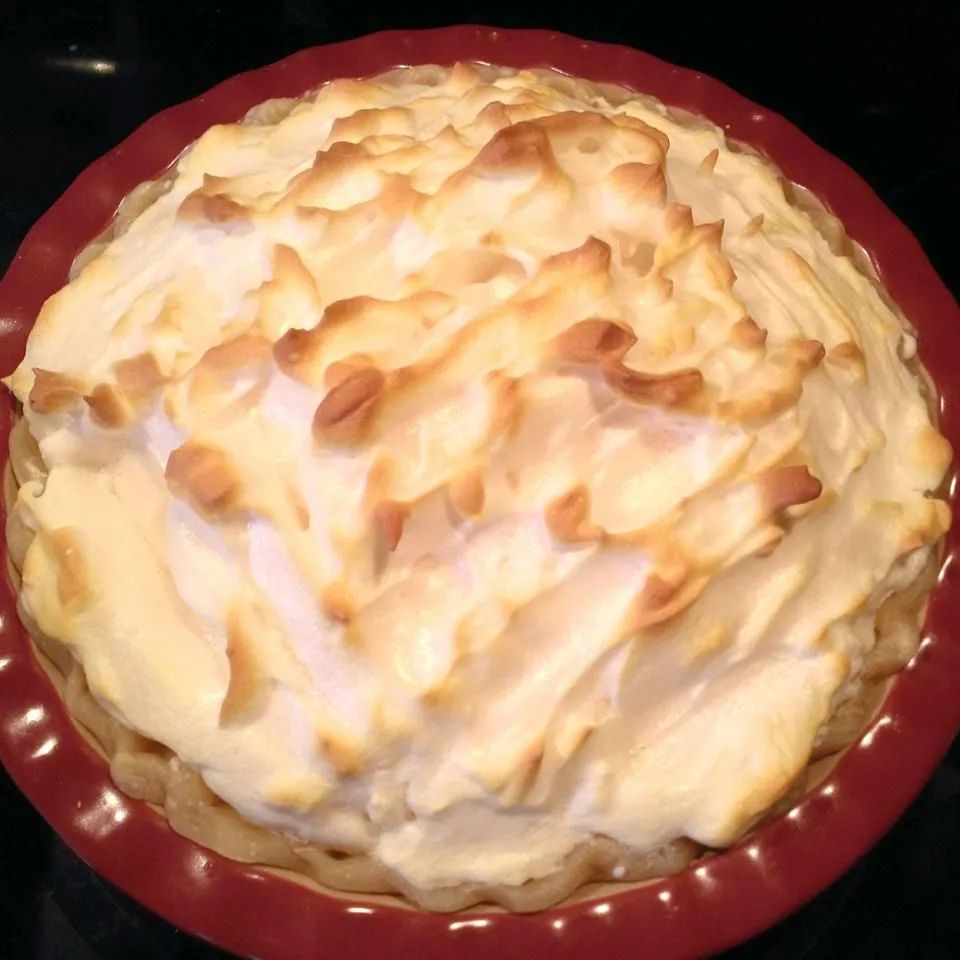 Peanut Butter Meringue Pie