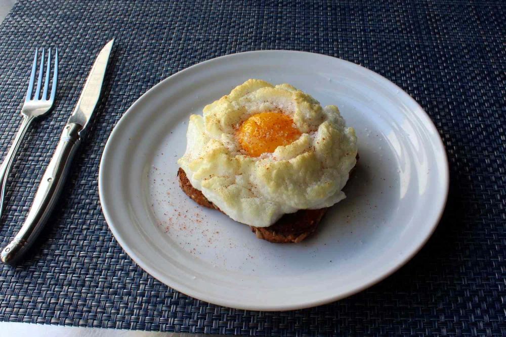 Chef John's Cloud Eggs