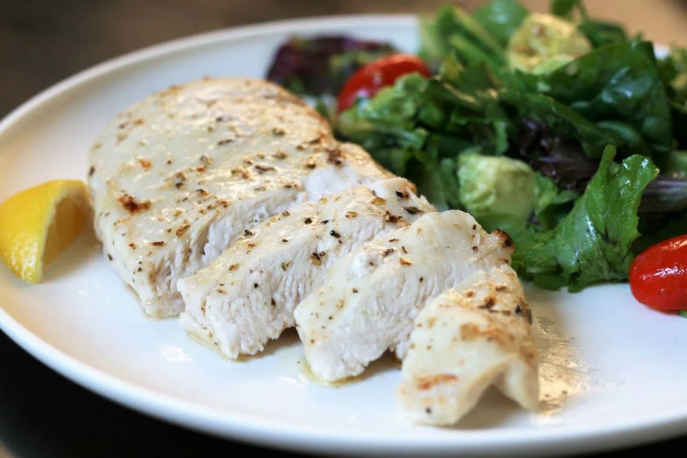 Simple Broiled Chicken Breasts