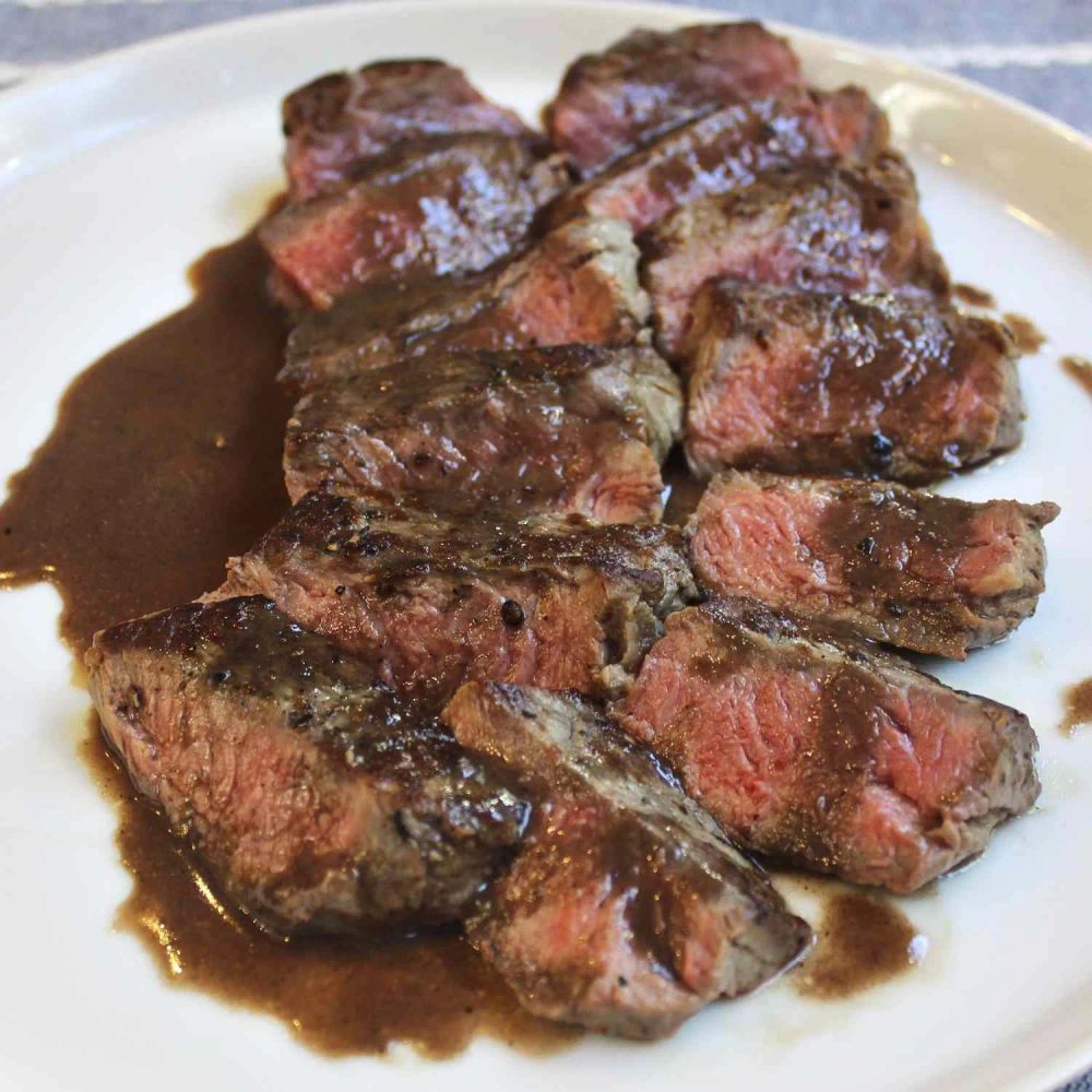 Manhattan Filet with Pan Sauce Bordelaise