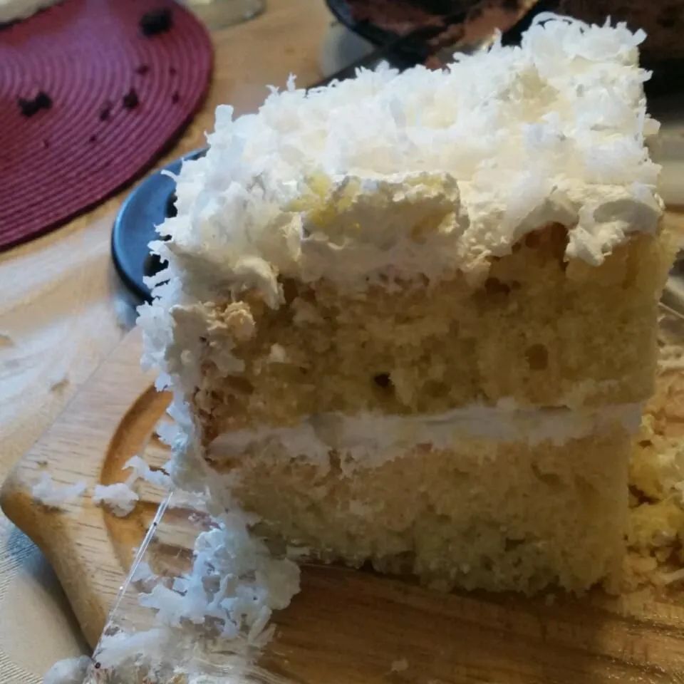 Creamy Coconut Cake