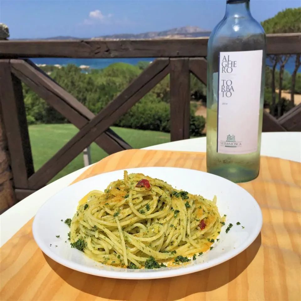 Spaghetti Aglio, Olio, e Peperoncino con Bottarga