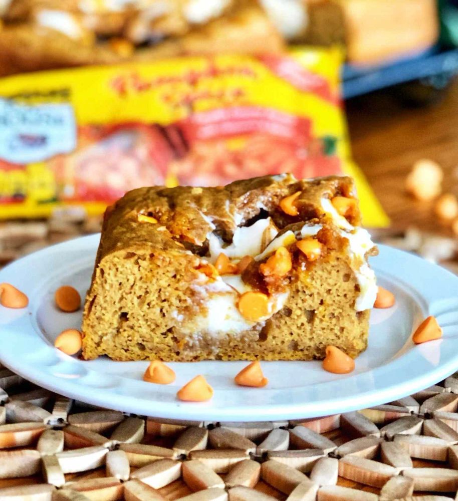 Pumpkin Earthquake Cake