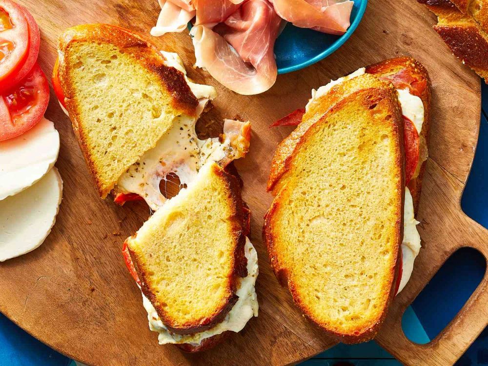 Air Fryer Prosciutto and Mozzarella Grilled Cheese