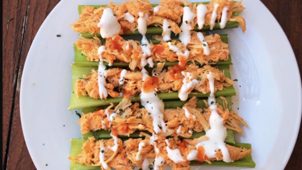 Crock Pot Buffalo Chicken Celery Sticks