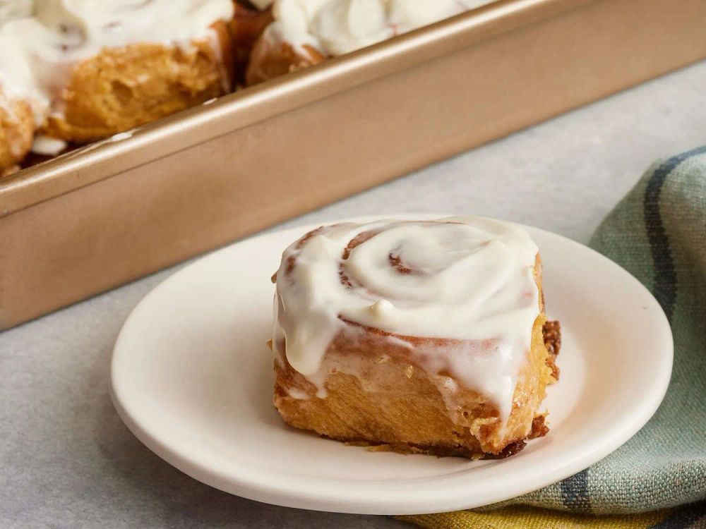 Gingerbread Cinnamon Rolls