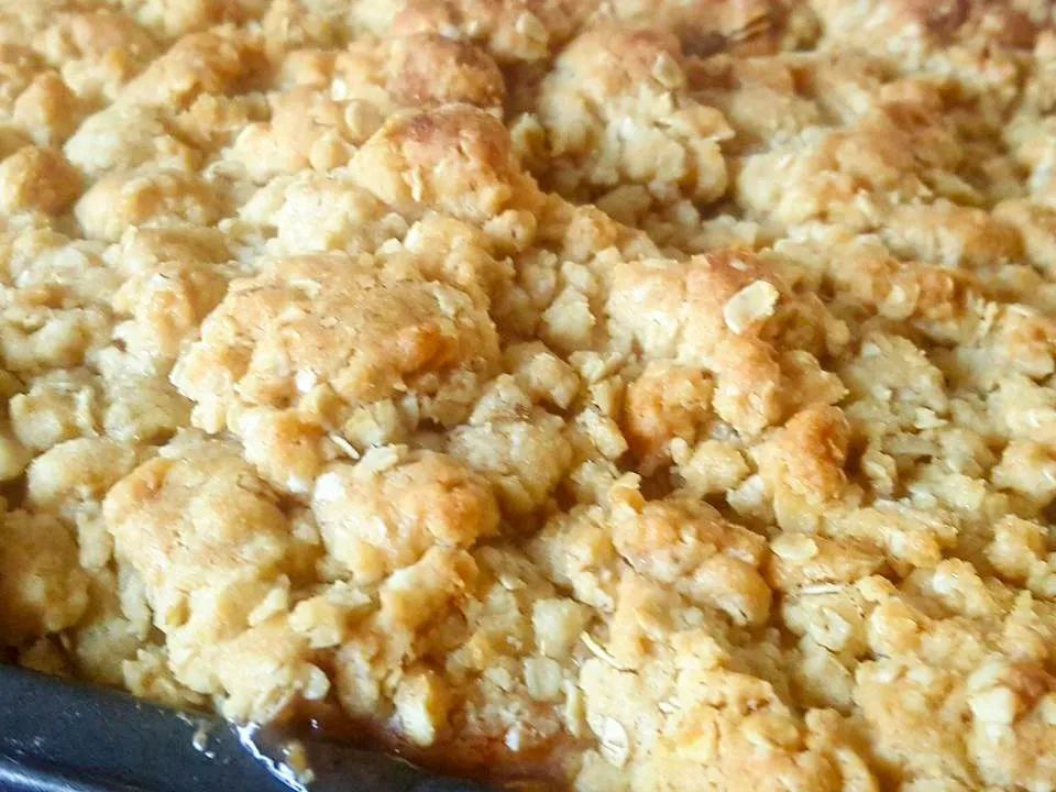 Moist Apple Crisp