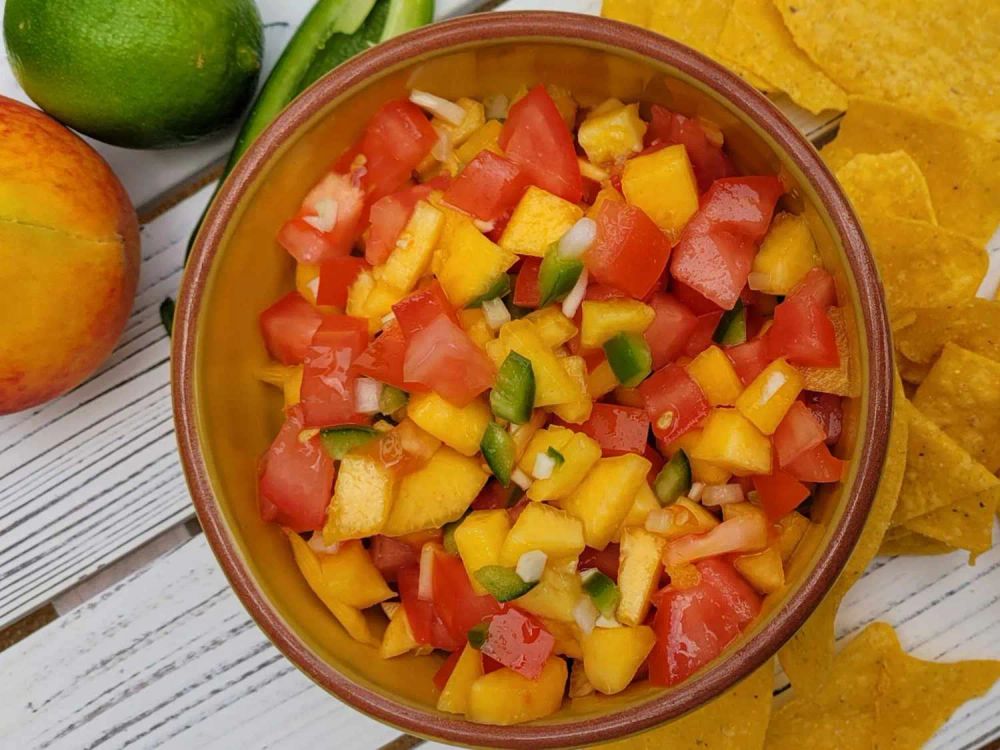 Fresh Peach Salsa with Tomato and Jalapenos