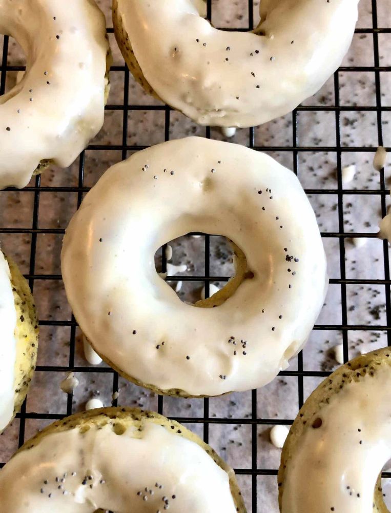 Healthier Lemon Poppy Seed Donuts