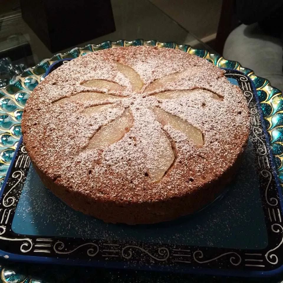 Aunt Josephine's Fresh Pear Cake