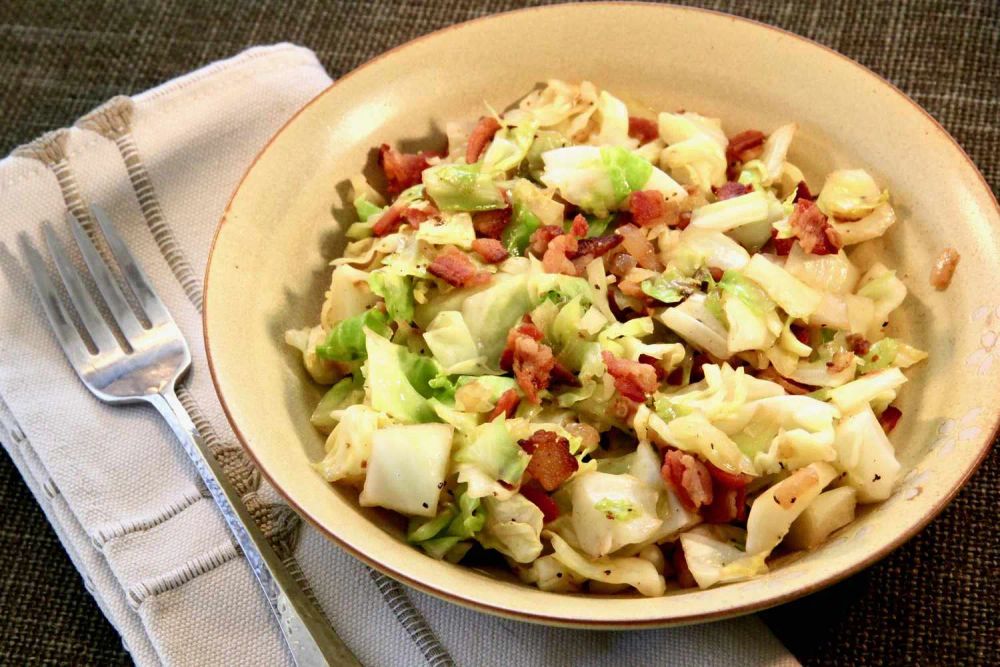 Fried Cabbage with Bacon and Garlic